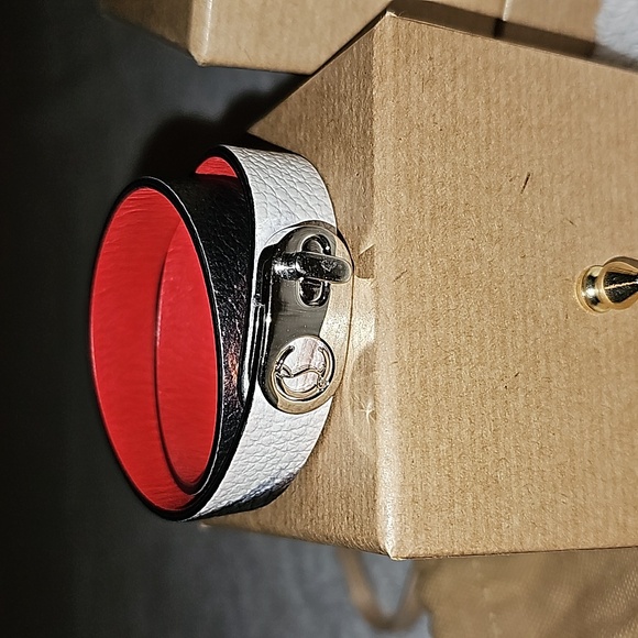 Christian Louboutin Elisa bracelet, NWT - Picture 2 of 10